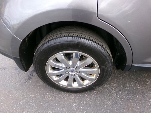 Used 2010 Ford Edge SEL image 39