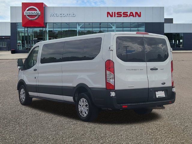 Used 2025 Ford Transit 350 XLT RWD image 5