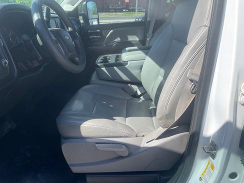 Used 2015 Chevrolet Silverado 2500 W/T RWD image 18