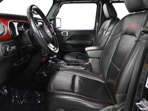 Used 2018 Jeep Wrangler Unlimited Rubicon AWD/4WD image 13