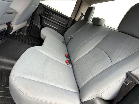 Used 2017 RAM 1500 Express w/ Black Ram 1500 Express Group RWD image 32