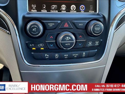 Used 2017 Jeep Grand Cherokee Limited image 15