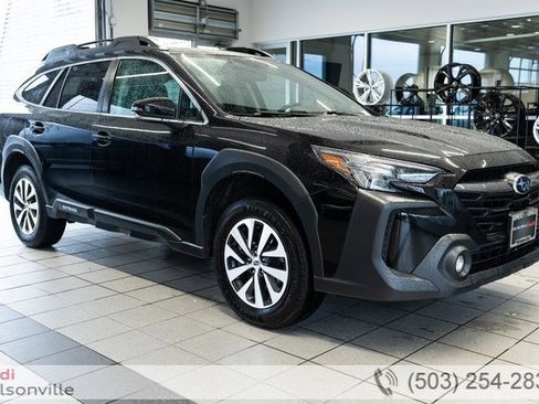 Used 2023 Subaru Outback Premium image 1