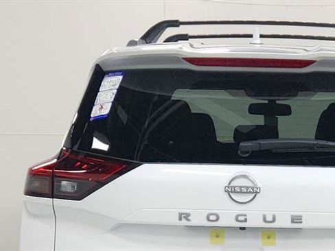 Used 2026 Nissan Rogue Platinum w/ Platinum Premium Package AWD/4WD image 7