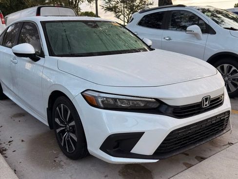 Used 2024 Honda Civic EX image 4