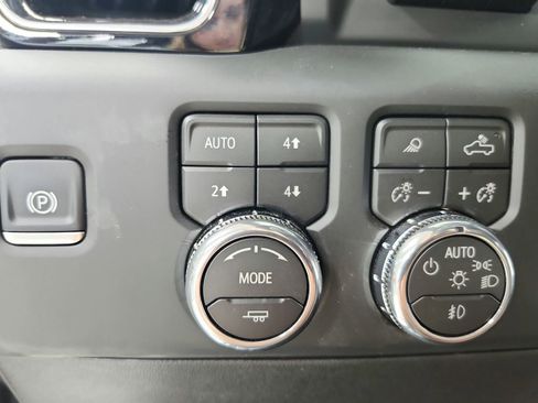 Used 2026 GMC Sierra 2500 Denali Ultimate image 28