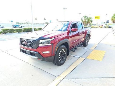 Used 2022 Nissan Frontier Pro-X RWD image 9