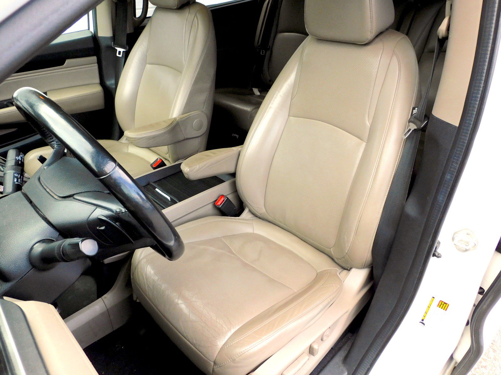 Used 2018 Honda Odyssey Elite image 14