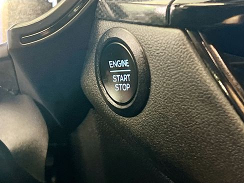 Used 2023 Ford Escape ST-Line image 24