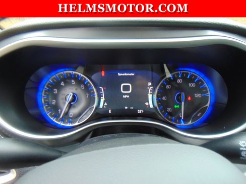 New 2026 Chrysler Pacifica Select w/ S Appearance Package image 18