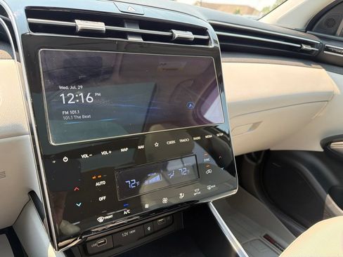 Used 2022 Hyundai Tucson Limited FWD image 21