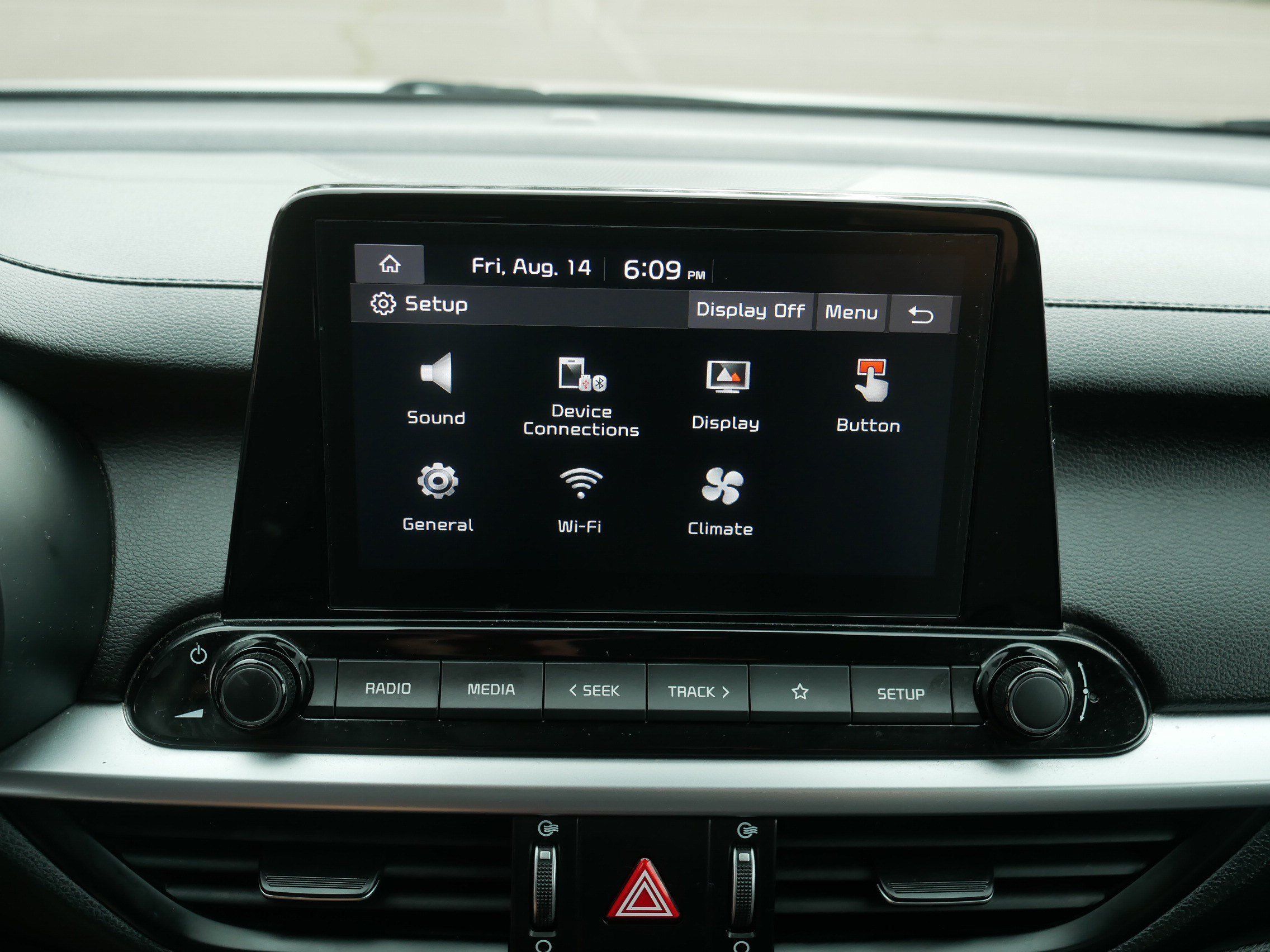 Certified 2023 Kia Forte LXS w/ LXS Technology Package FWD image 30