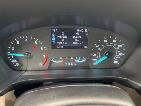 Used 2022 Ford Escape SEL image 16