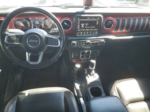 Used 2022 Jeep Wrangler Unlimited Rubicon w/ Dual Top Group AWD/4WD image 10