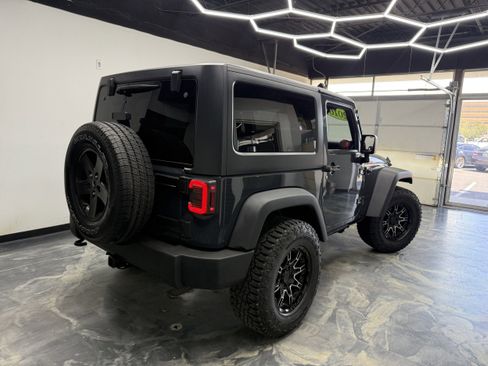 Used 2016 Jeep Wrangler Sport AWD/4WD image 3