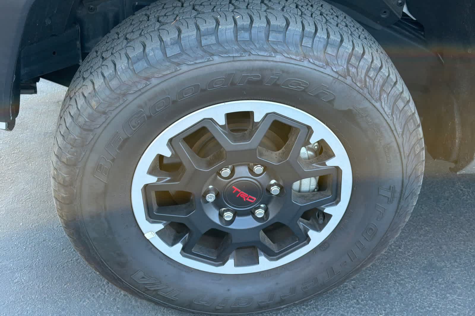 Used 2024 Toyota Tacoma TRD Off-Road w/ TRD Off Road Upgrade Package AWD/4WD image 22