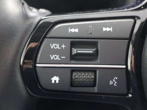 Used 2025 Honda CR-V EX-L image 11