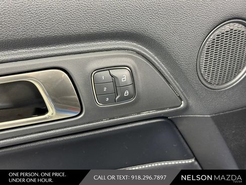 Used 2021 Ford Mustang Shelby GT500 w/ Technology Package RWD image 17