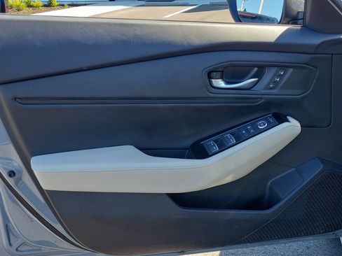 Used 2025 Honda Accord Touring image 13