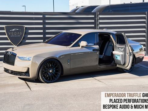 Used 2025 Rolls-Royce Ghost AWD/4WD image 1