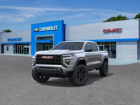 New 2025 GMC Canyon Elevation w/ Convenience Package image 8