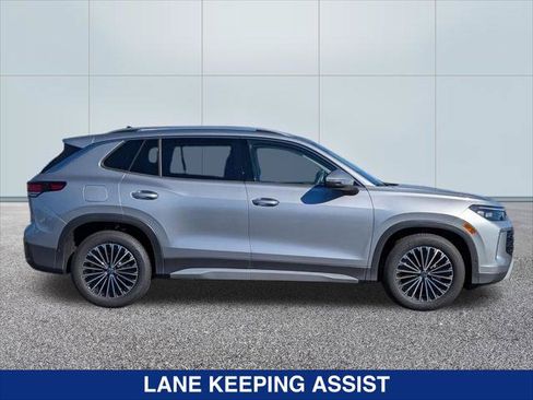 Used 2026 Volkswagen Tiguan S w/ 18" Wheel Package FWD image 6