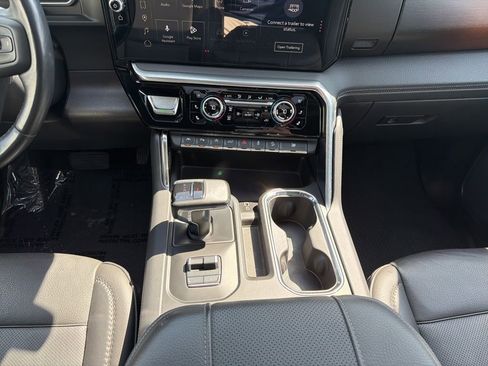 Used 2023 GMC Sierra 1500 Denali w/ Denali Reserve Package AWD/4WD image 32