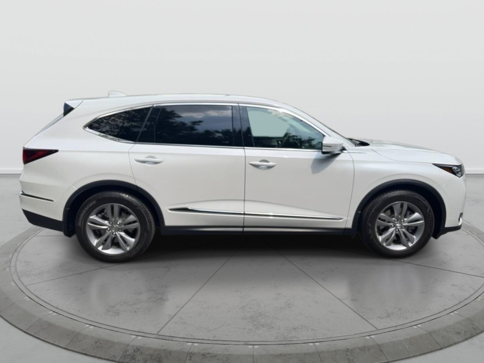 Certified 2025 Acura MDX SH-AWD image 8
