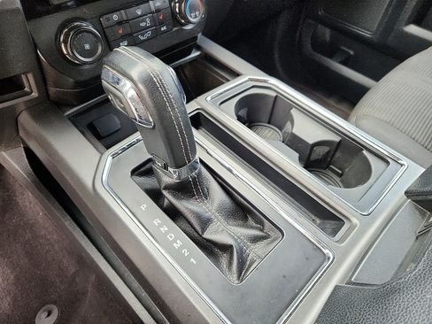 Used 2015 Ford F150 XLT w/ Equipment Group 302A Luxury image 13