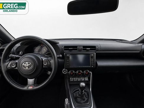 Used 2023 Toyota GR86 Premium RWD image 13