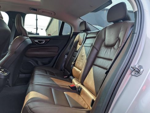 Used 2019 Volvo S60 T8 Inscription AWD/4WD image 6