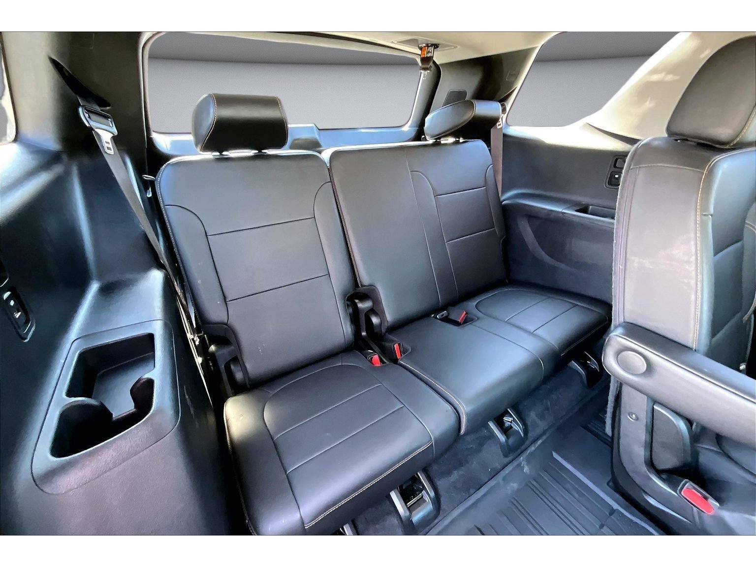 Used 2021 Chevrolet Traverse Premier AWD/4WD image 45