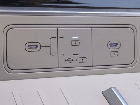 Used 2025 Hyundai Santa Fe Calligraphy image 24