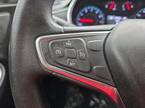 Used 2018 Chevrolet Malibu LT FWD image 29