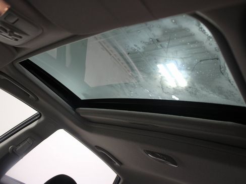 Used 2010 Subaru Impreza 2.5i Premium image 21