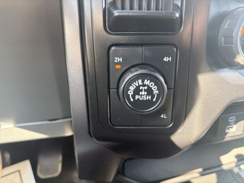 Used 2023 Ford F150 XLT AWD/4WD image 27