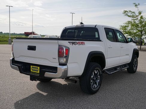 Used 2023 Toyota Tacoma TRD Off-Road AWD/4WD image 6