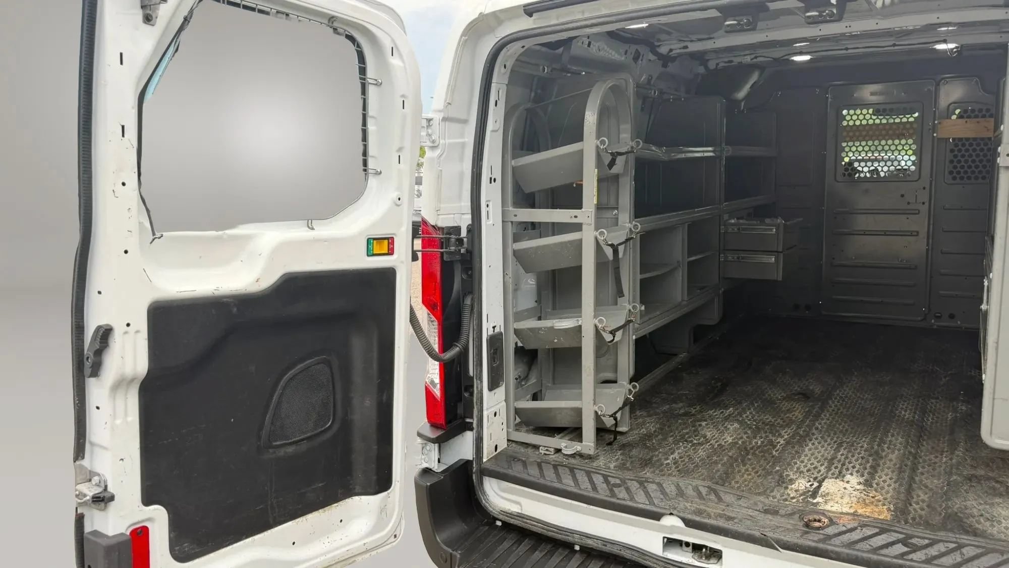 Used 2019 Ford Transit 150 130 Low Roof RWD image 25
