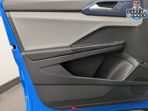 Used 2022 Volkswagen Taos SE image 9