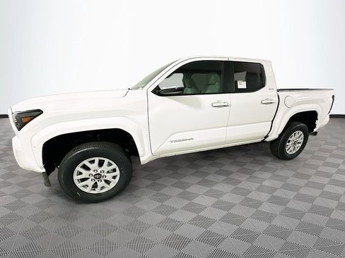 New 2026 Toyota Tacoma SR5 AWD/4WD image 14