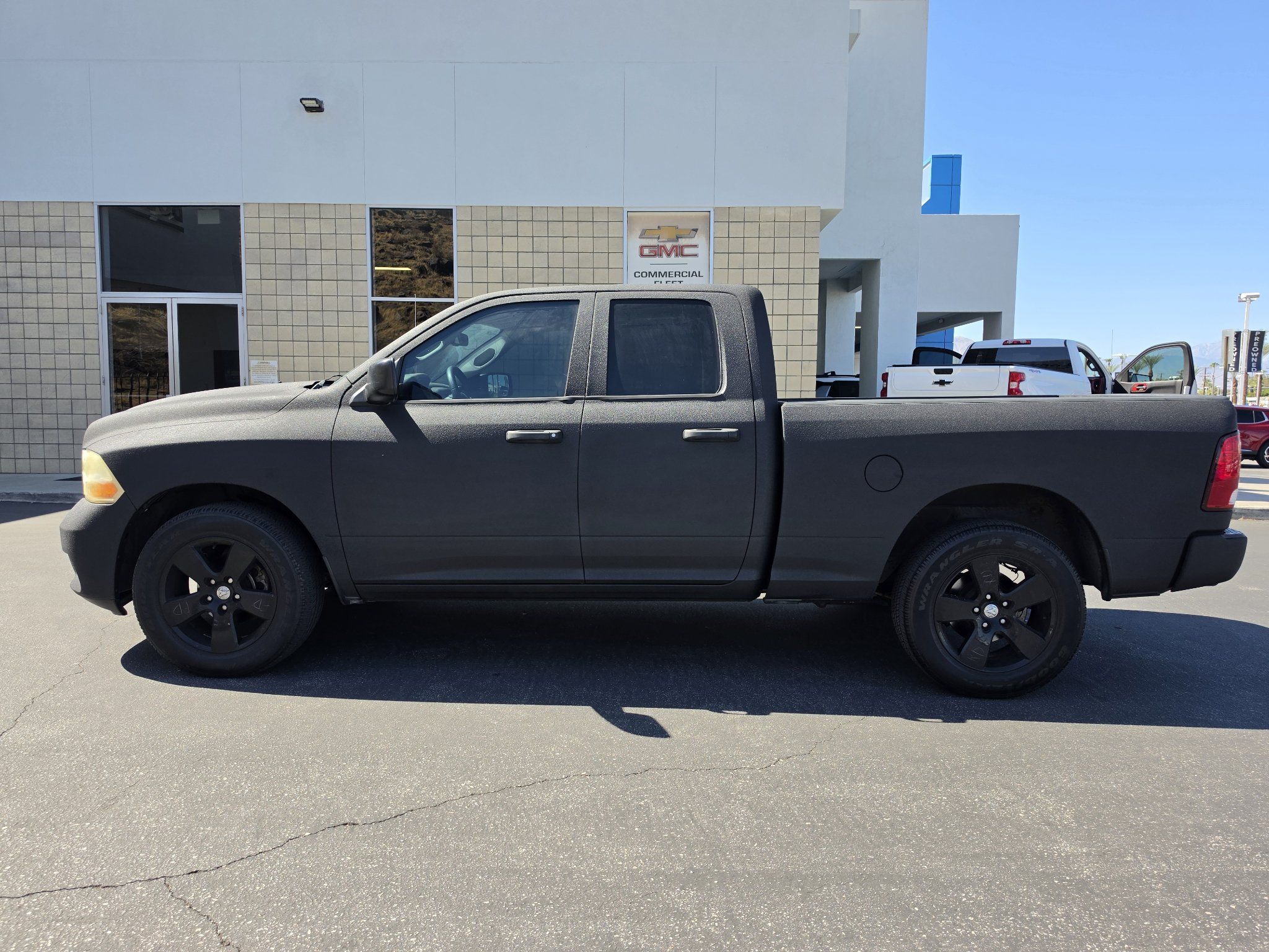 Used 2012 RAM 1500 Express RWD image 2