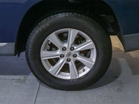 Used 2013 Toyota Highlander SE image 6