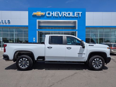 Certified 2024 Chevrolet Silverado 2500 Custom w/ Custom Value Package AWD/4WD image 35