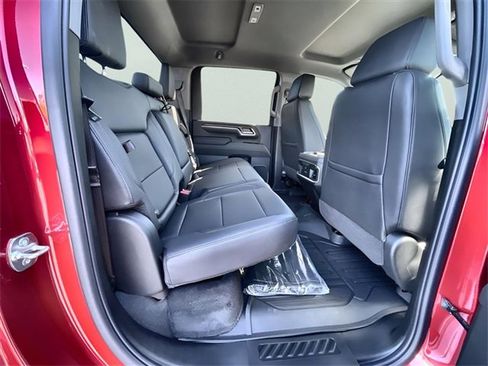 New 2026 GMC Sierra 2500 SLT image 28