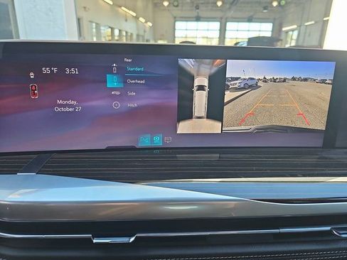 New 2026 Cadillac Escalade ESV Luxury w/ Touring Package image 25