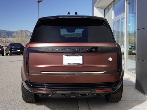 New 2026 Land Rover Range Rover SV image 6