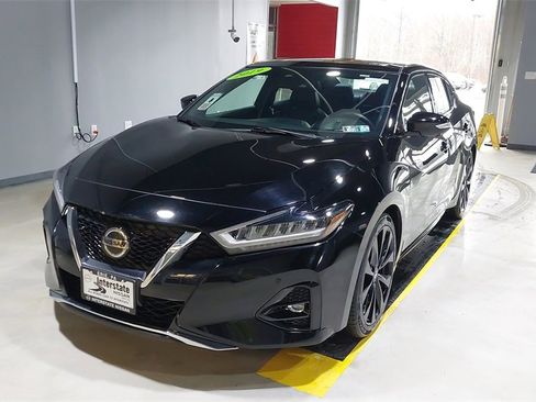 Used 2019 Nissan Maxima SR w/ Premium Package image 18
