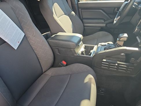 Used 2024 Toyota Tacoma SR5 w/ SR5 Upgrade Package image 15