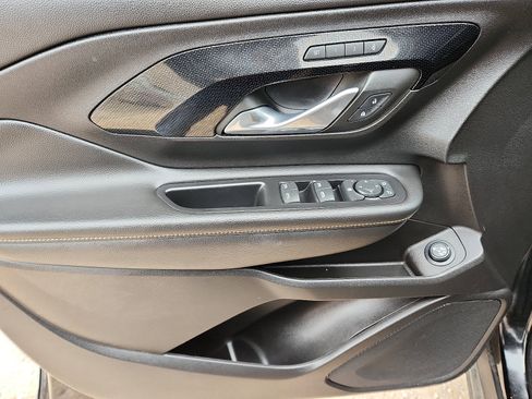 Used 2023 GMC Terrain AT4 image 11