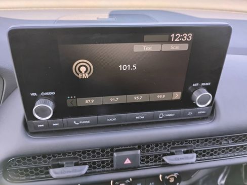 Used 2024 Honda HR-V LX image 25